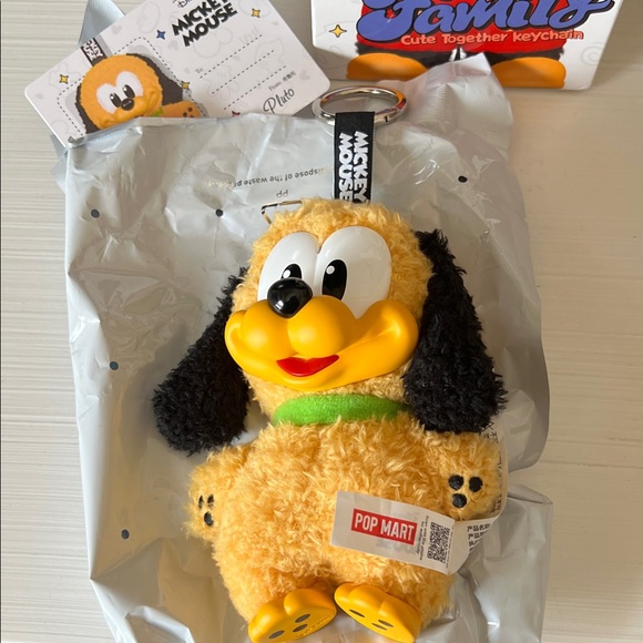 POP MART PLUTO Bag Charm, Key Holder or toy - Picture 2 of 7